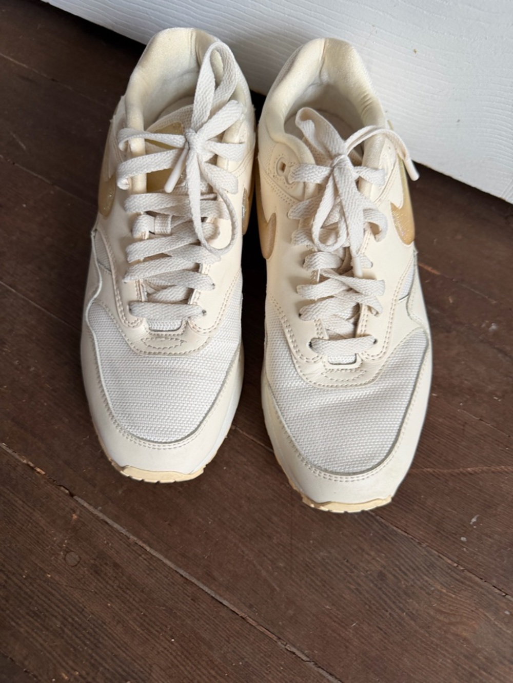 Nike sparkle air max Cream Lace-Up Sneakers